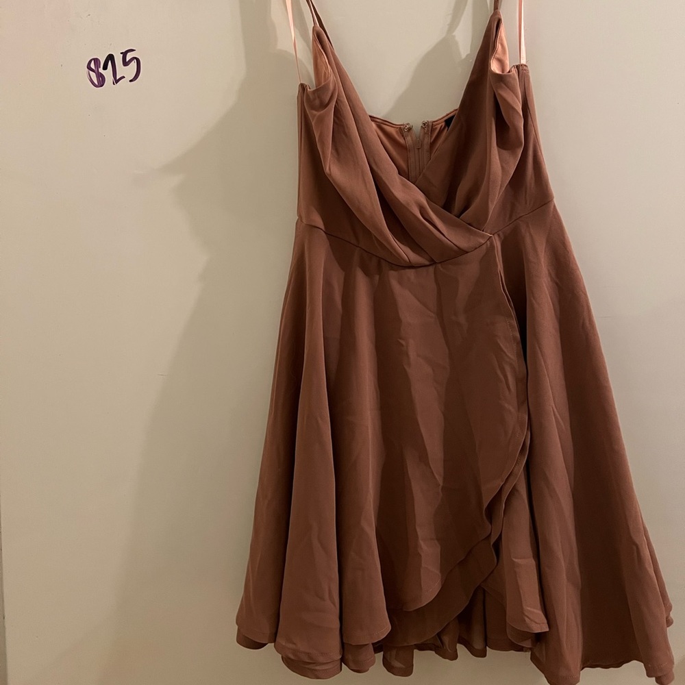 Windsor brown short dress size small